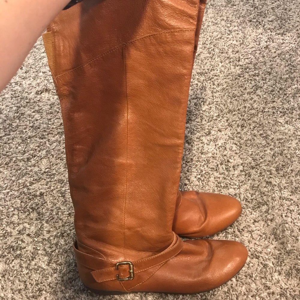 Chinese Laundry mid calf boots